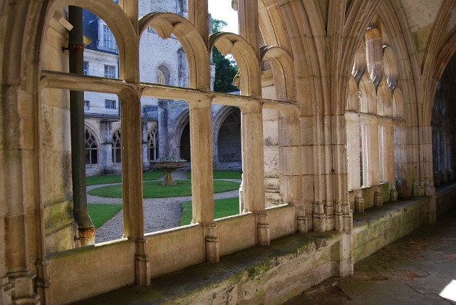 Abbaye de Saint Wandrille - Le Cloître